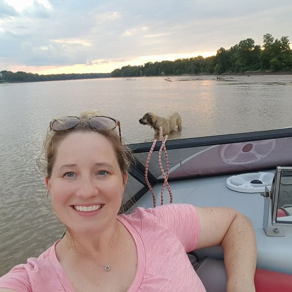 Meet your Posher, Aubrey - Picture 1 of 1